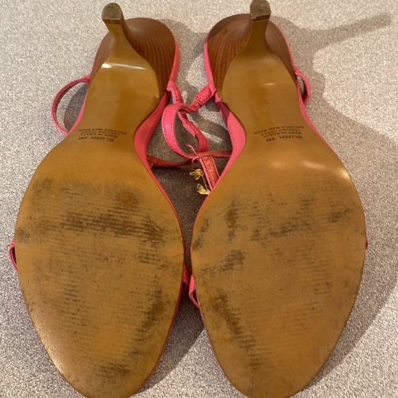 Carlos Santana - hot pink heels with metal flowers. Size 8 - Picture 7 of 10